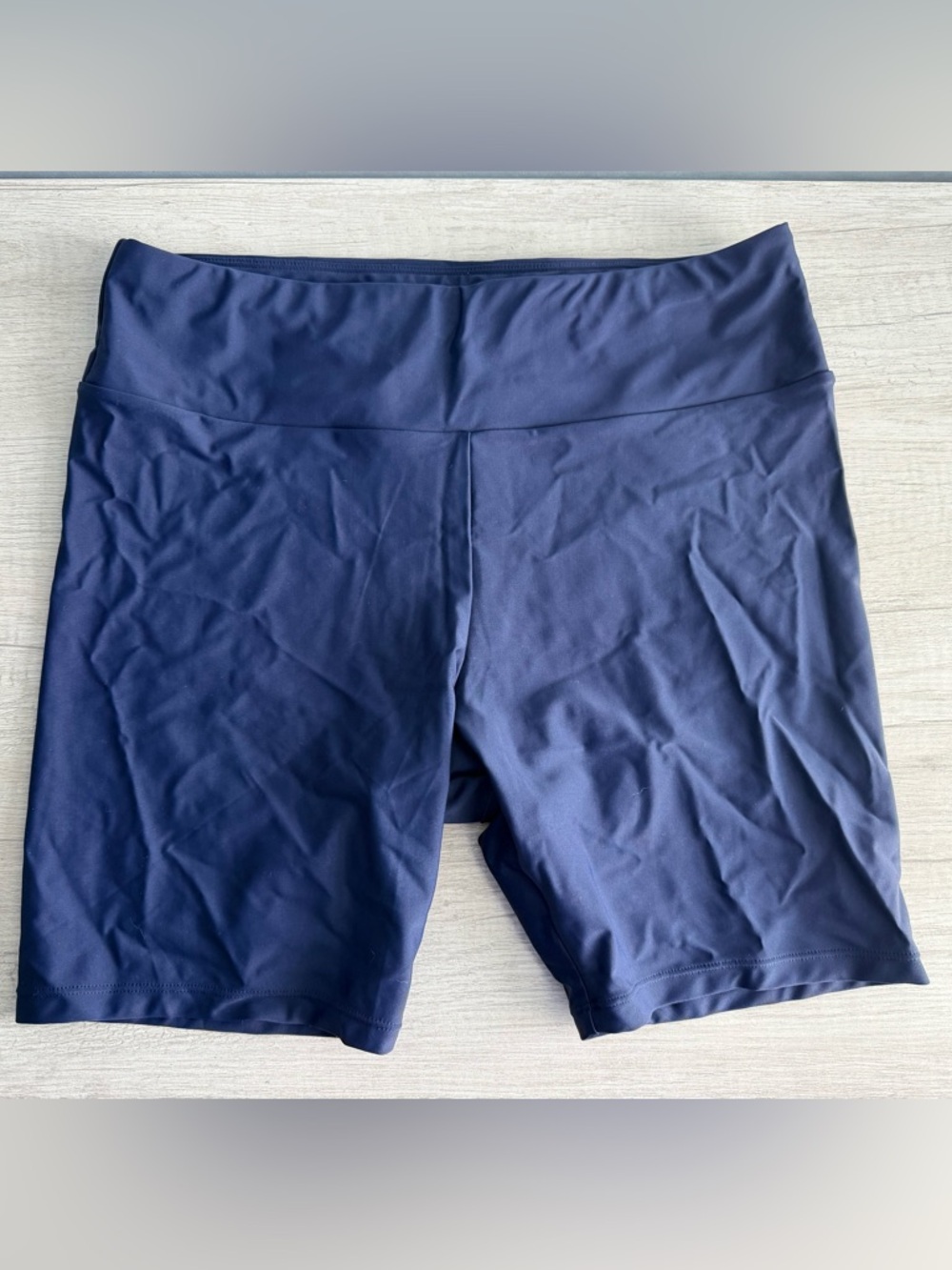 Calypsa Women's Chlorine Resistant High Waisted Mid-Thigh Swim Shorts Size Large